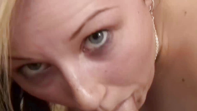 Vintage Climax: Milf blondýnka šuká svého přítele