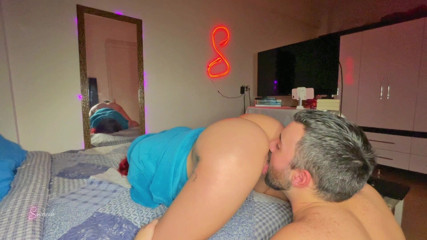 Sincroniah: POV doggystyle und cowgirl amateur-paar orgasmus