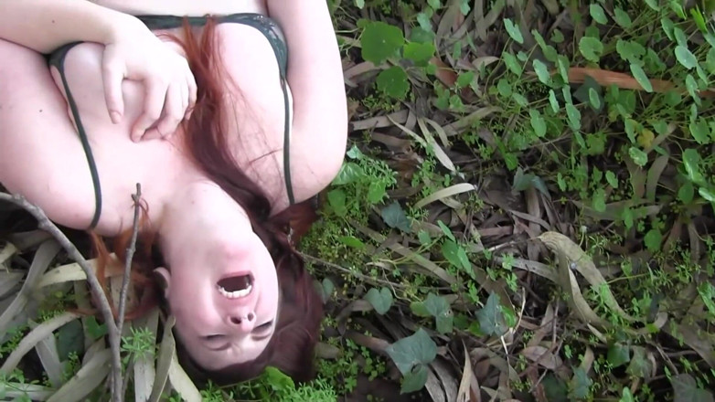 Lesbian Illusion: Body hair - lésbica dá prazer a gata ruiva