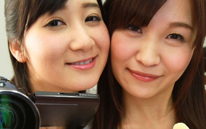 Japan Fetish Fusion: În spatele scenei Jff: Prima Întâlnire Sparks: Chie Aoi și Shizuku Hatano