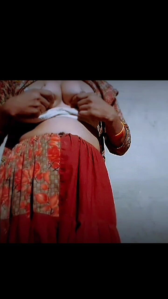 TricolorMusic3: Hot Beautiful Teenge Girl Excites Her Pussy by Caressing Her...