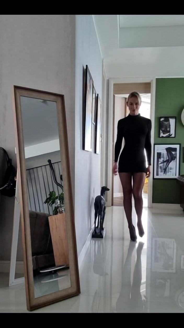 Angel The Dreamgirl: Passerelle