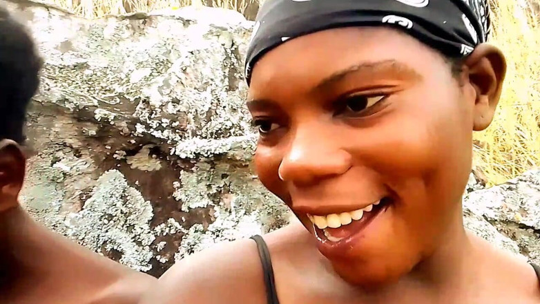 Gorret Zambian Sexy Lady: Romantic Day in Mountain