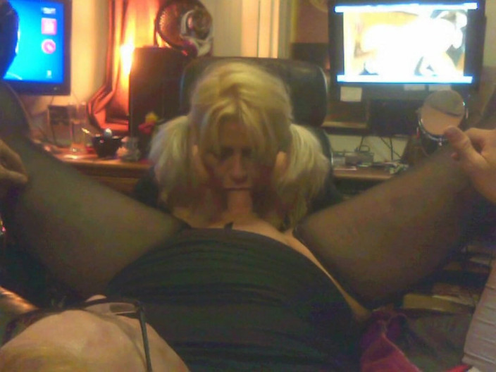 Smokling Hot Ass3: Více orgasmů v krku