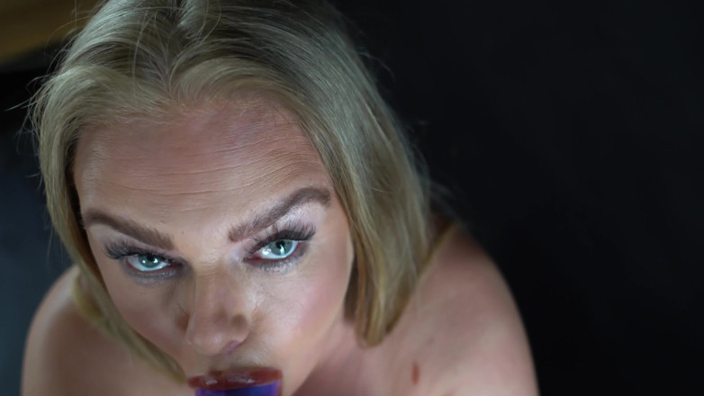 Bonnie rose: Твоя звільнена, щоб ти міг мене трахнути зараз!!