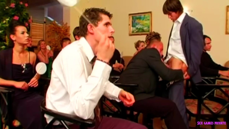 Czech Pornzone: Аукціон бісексуальної дупи