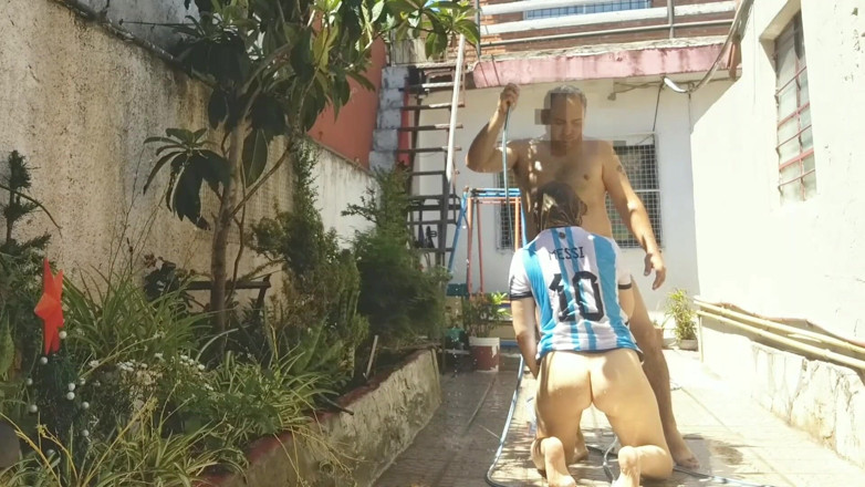 Activecouplearg: Arjantinli anal seks sakso çıplak kutluyor - ona sokaktan bakıyorlar - Dünya Kupası...