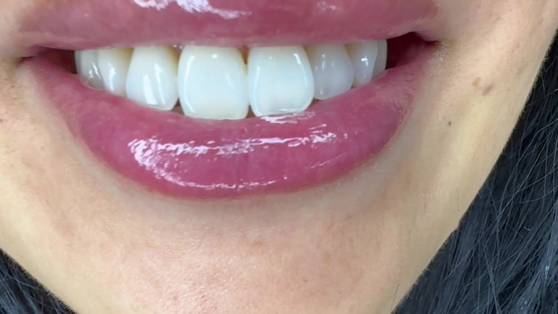 Asmr_mouth: Bakış açısı minik: dev kadın ağzında seni istiyor