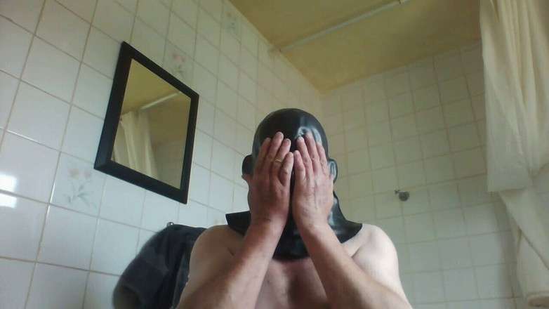 Jameschris1234: Tentando uma Máscara e Gasmask