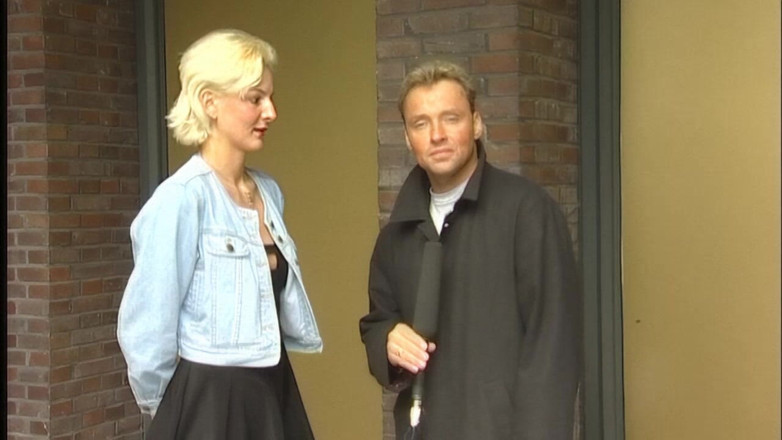 Dirty old moviez: Une blonde sexy et l’interview