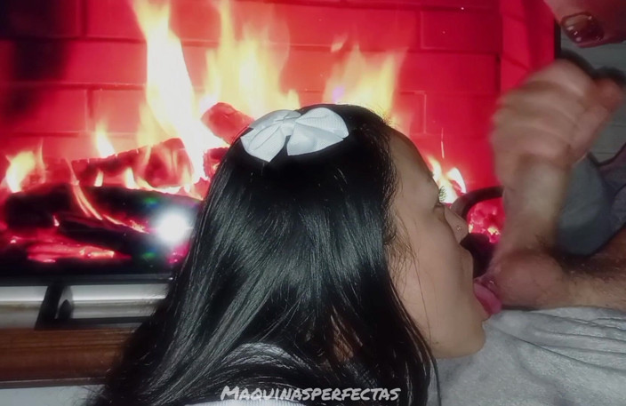 Maquinasperfectas: Ona mi saje koule a já jí plním ústa semenem. Skutečné...