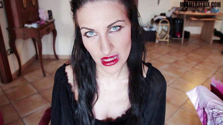 Lady Mesmeratrix Official: Accroche-moi sur mes lèvres