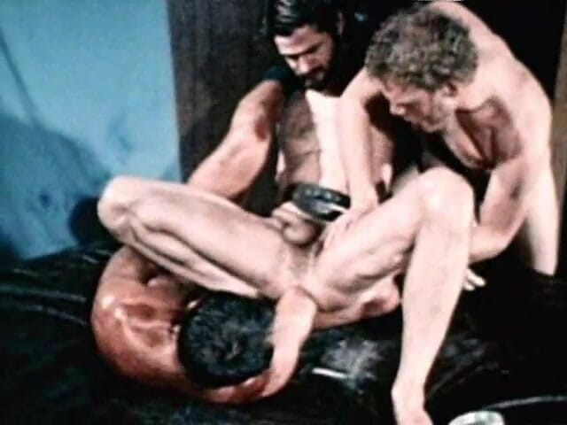 Tribal Male Retro 1970s Gay Films: Fisting erotico parte 1