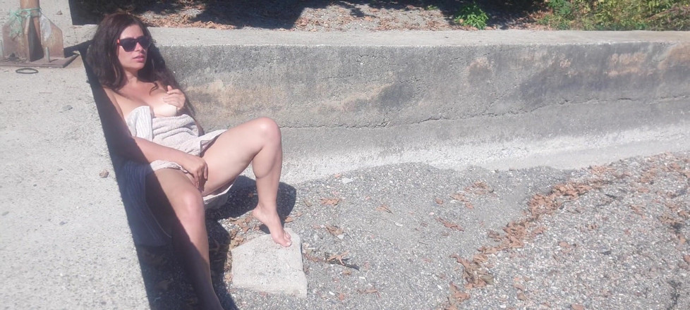 ExpressiaGirl: Sexy Risky Girl Hid and Masturbates on a Public Beach