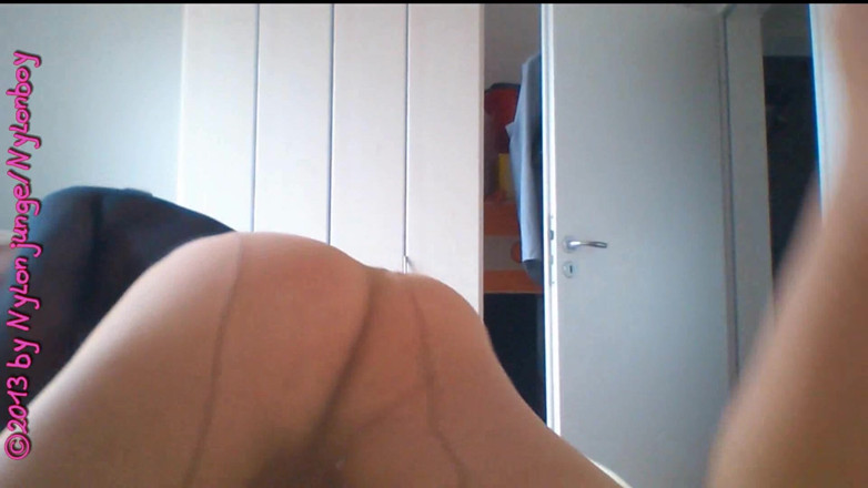 Carmen_Nylonjunge: Umhüllung: Virtueller nylonficker ** gesichtsbesamung *