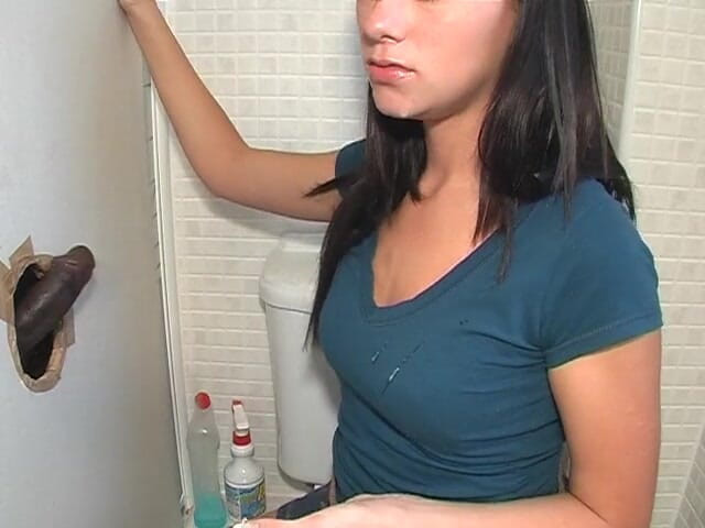 Digi Creationsxxx: British sweet cocksucker BBC gloryhole