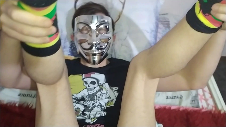 MartyBrady: 19-jarige Twink gemaskerde jongen Marty goed geneukt door Billy's grote...