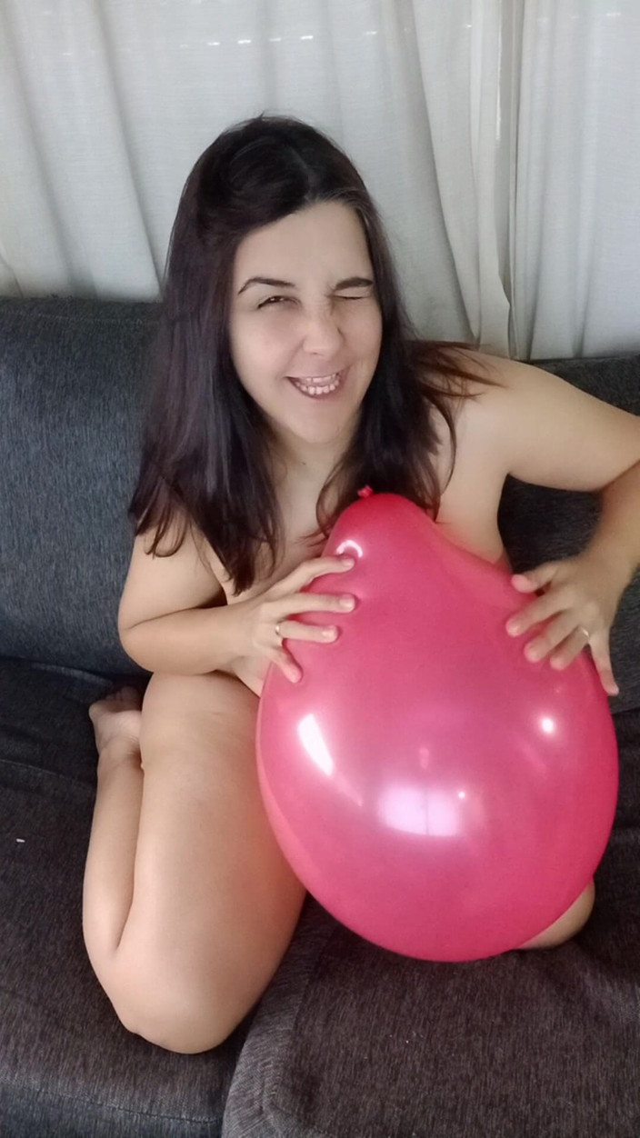 melu_world: Balonumu patlayana ve parmaklayana kadar ovuyor - tavşan tezgahbası