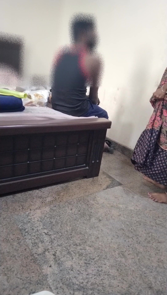 Tamil lesbian: Perbincangan tentang penggambaran dan seks