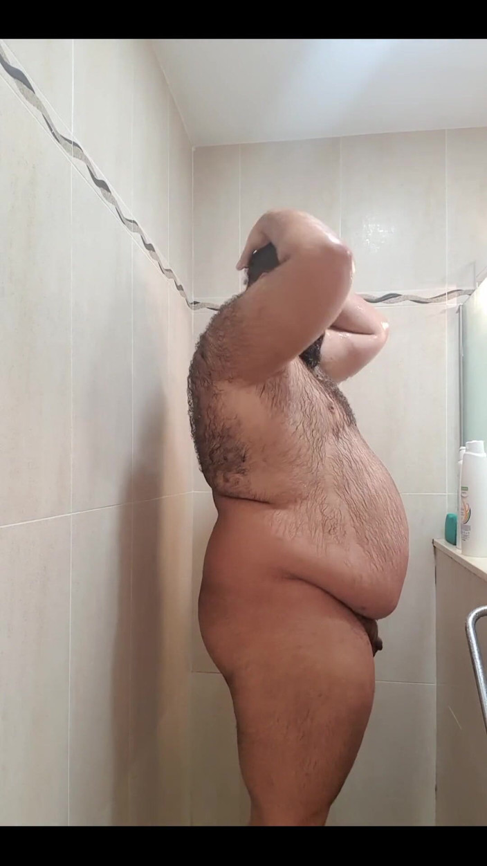 The Mencey: Prysznic niedźwiedzia