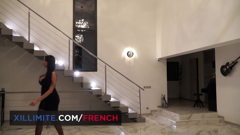 French girls at work: Pantat semok ania kinski dientot habis-habisan