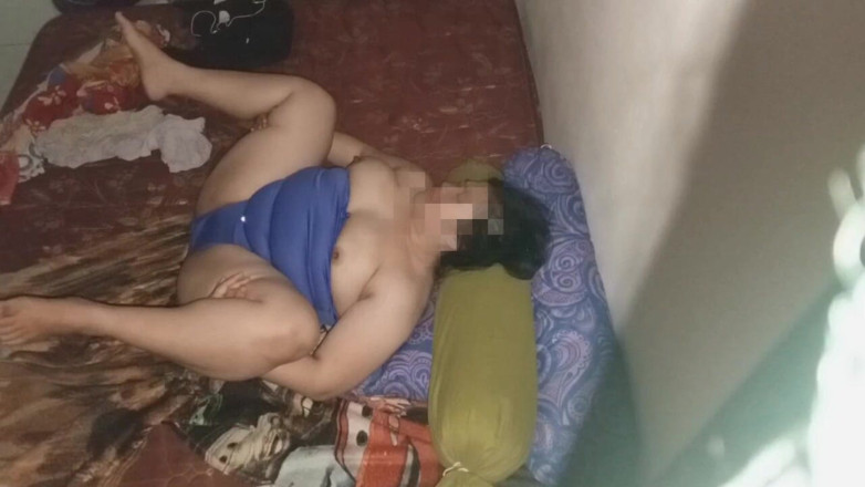 my_wife_chubby: Lasciare che il mio corpo si diverta con altri uomini