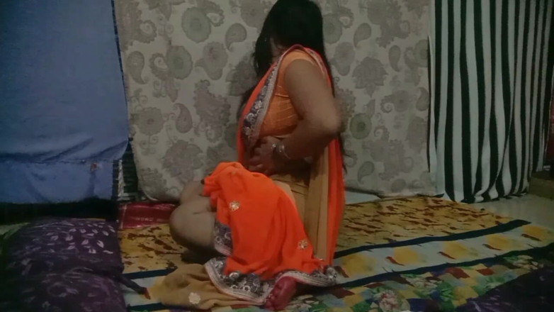 BendableFog5: hot maalkin ko naukar ne pichhe se pakar ka choochi...