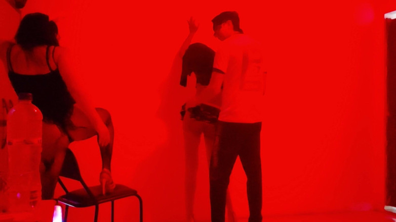 NEGRITA SEXY: 내 사랑하는 의붓여동생을 위한 학사 파티를 조직했습니다