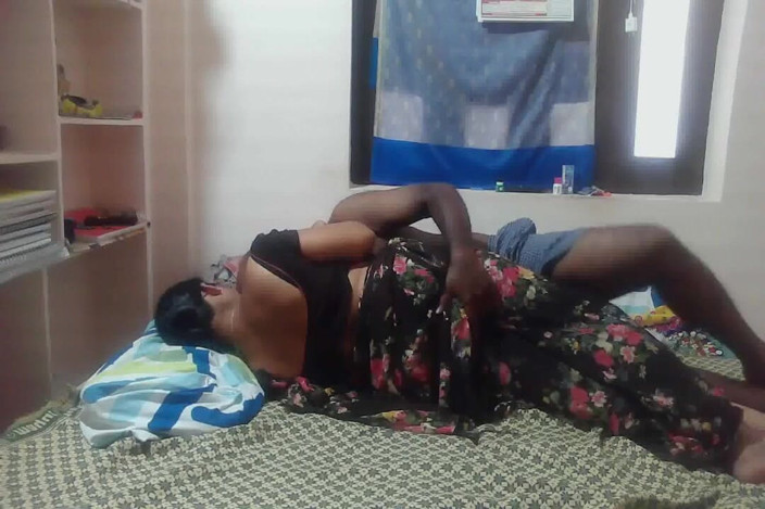 Sexy sindu: Couple indien, sexe sensuel et romantique en sari