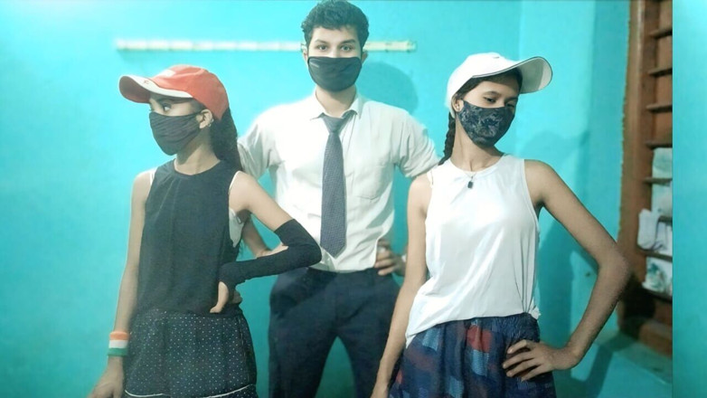 Raitorani: 德西拳击女孩与教练大黑屌啪视频，美丽的印度拳击学生与老师发生性关系 xxx 印地语音频
