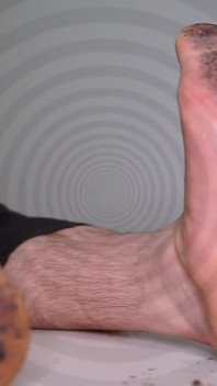 Brudne stopy anioła mistrza