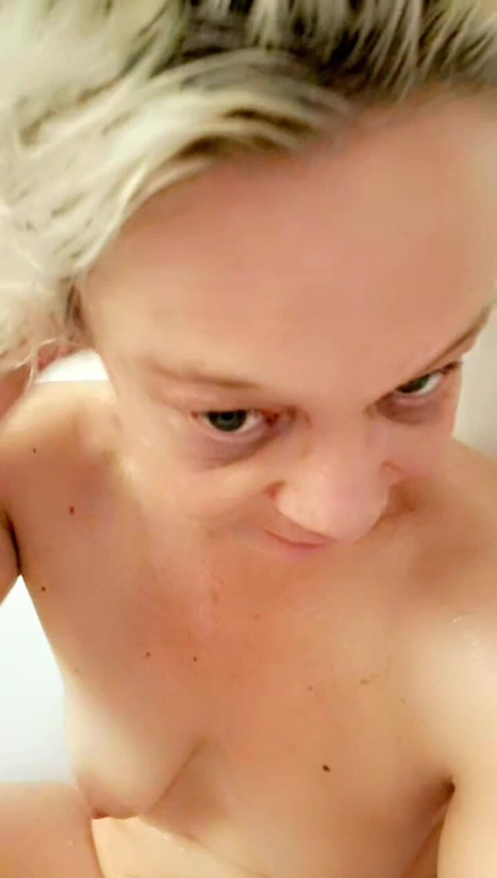 Sofy13: Malá sexuální koupel