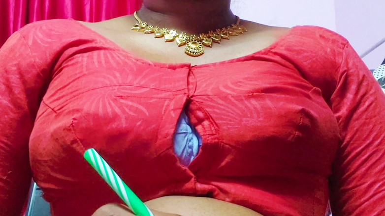 Desi Mohini: Cặp đôi người Ấn Độ thích video sex đầy đủ