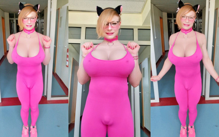 Sissy Adventures: Грудастая Бимбо Фембо, сисси Кошечка