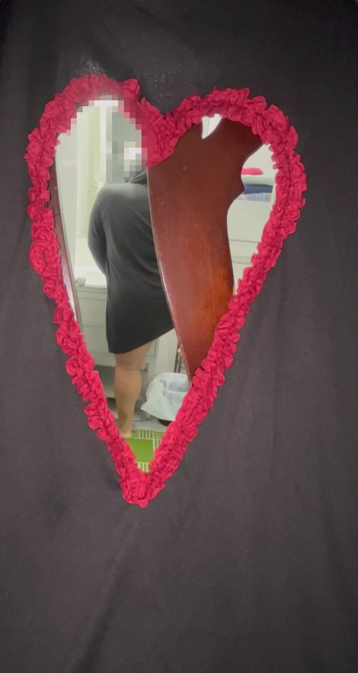Anye Meshell: 발렌타인 데이를 위해 가슴 두근두근 섹시녀 혹스!