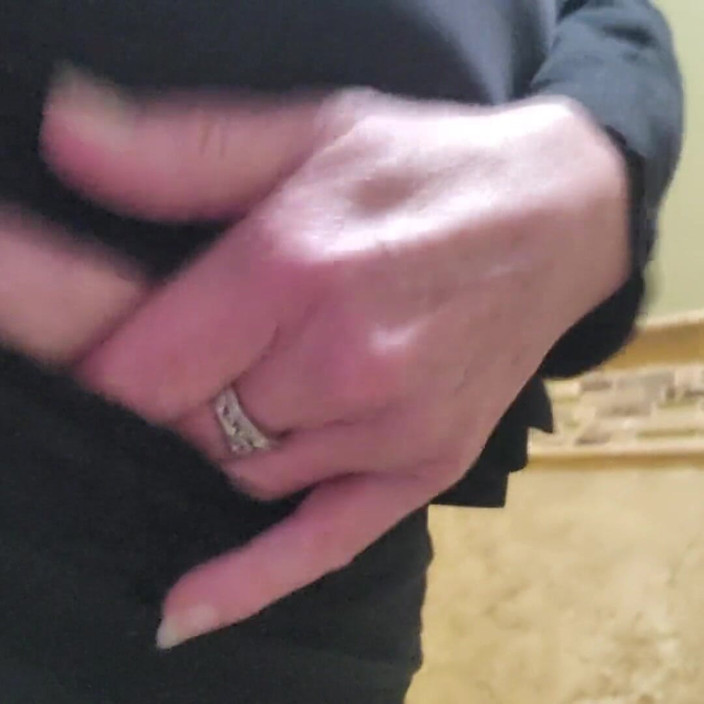 EliteLadyS: Clit Masturbation Orgasm at Work Dripping Wet Pussy