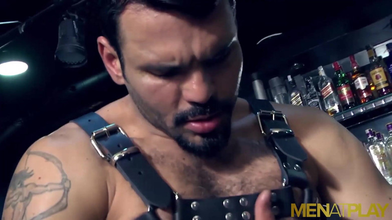 Menat Play: Menatplay dominująca Jean Franko anal pieprzy odpowiedni hunk Paco