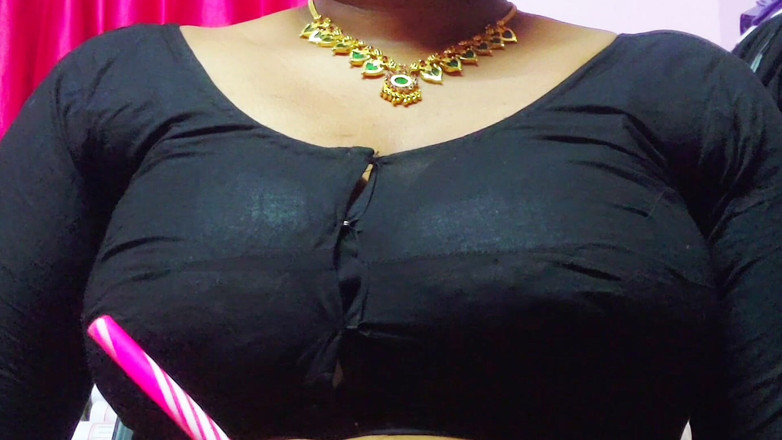 Desi Mohini: Sexy desi indické páry, plný hardcore sex v místnosti