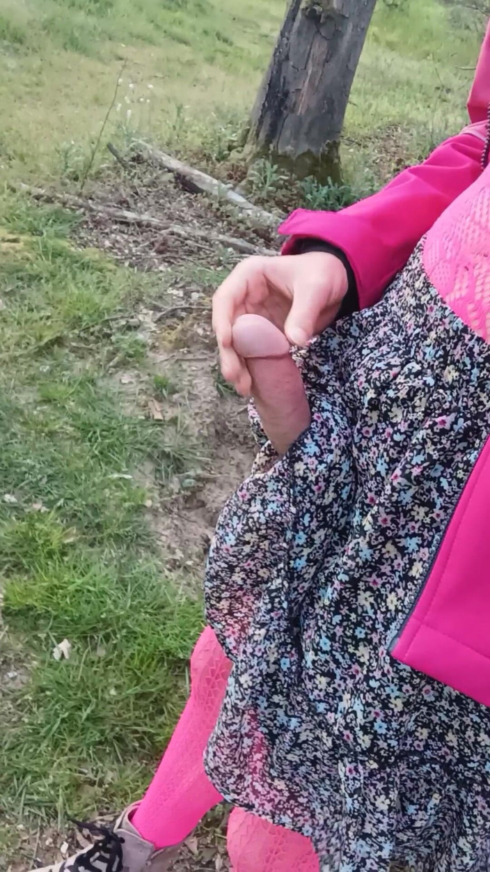 Aliciaquinn: Žhavý sex venkovní veřejná masturbace dívky Alicia