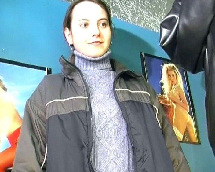 German's Lesbian: 흑인 대물 자지에게 따먹히는 핫한 갈색 머리