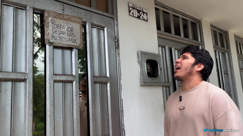 NamiQsein: Adakah MILF rakan sebilik saya?