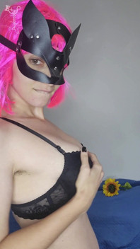 Explore Mon Plaisir Avec Mon Masque De Minou Et Mes Gros Nichons