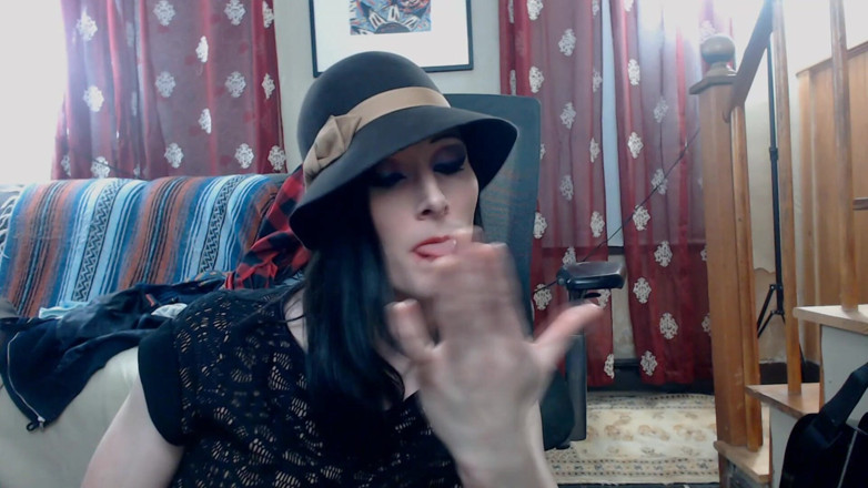 Ivyrose499: Trans cam chica Ivyrose499 correrse y tragar