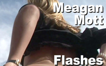Meagan Mott exhibe sa chatte anale