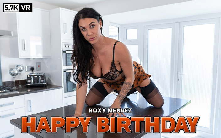 WankitNow VR: Roxy Mendez - с днем рождения