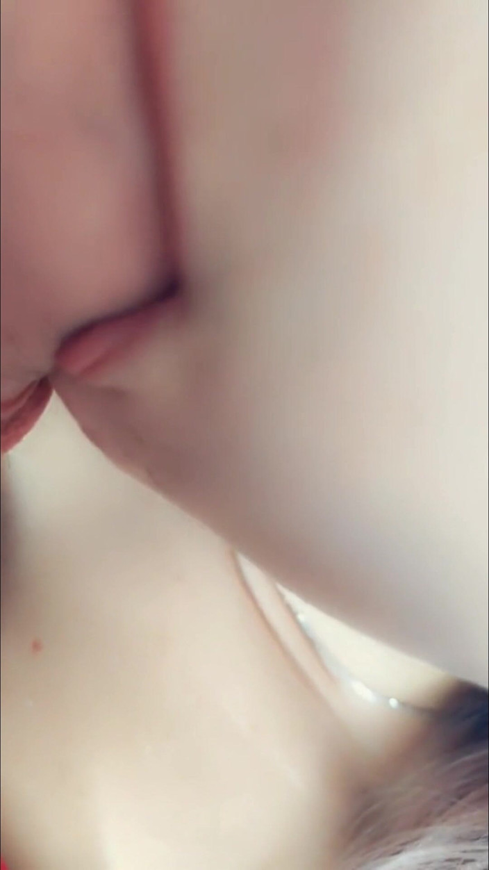 CrazyPhCouple: 젊은 미녀에서 빠른