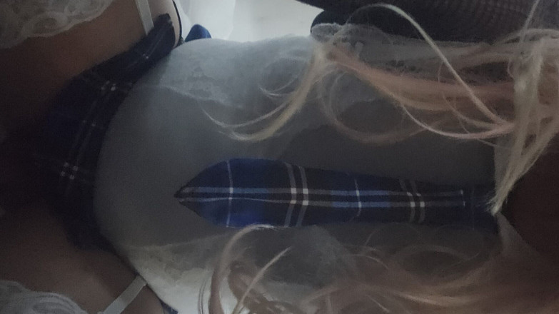 Jasmine Sub: Der Sissy-arsch trainiert
