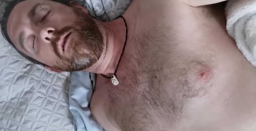 Dirty Talking Guy: Assista meu corpo inteiro