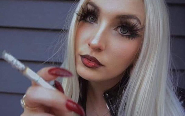Matriarch Malice: Fantasi Ashtray Manusia