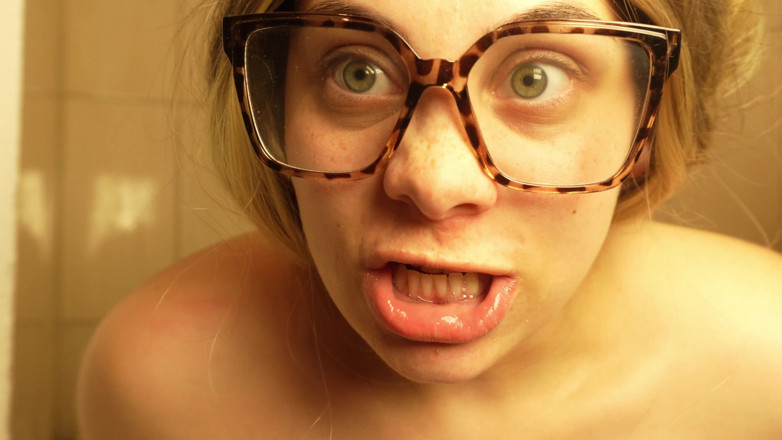 AmayaMori: Rubia hermanastra embarazada me siento desnuda en la esquina de...